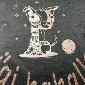 t-shirt noir chien baballe